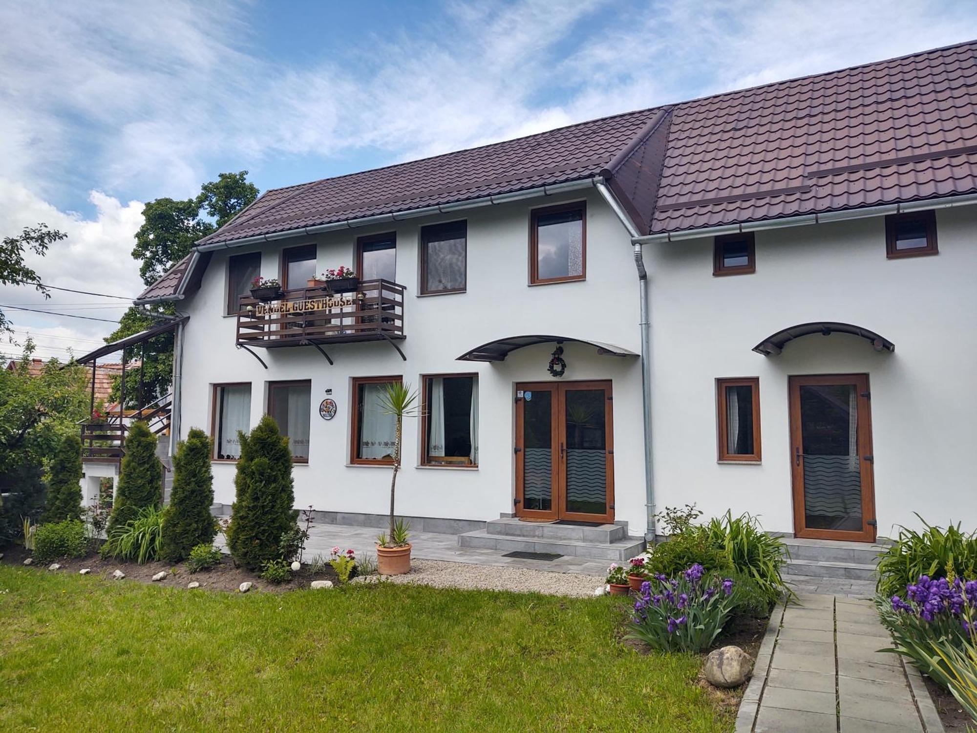Vendel Guesthouse Lutoasa Exteriér fotografie